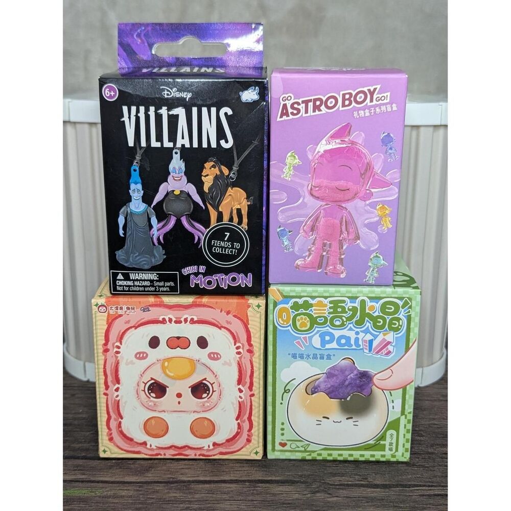 Unbranded Collectibles